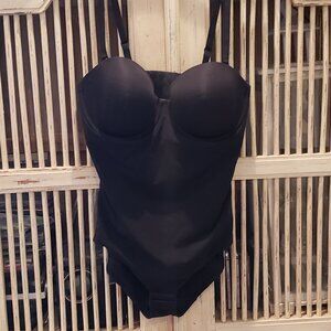 Wacoal Red Carpet Strapless Shaping Body Briefer in Black